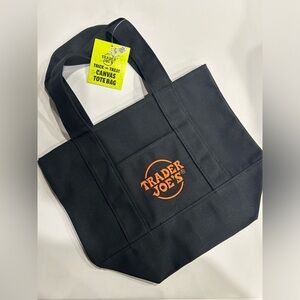 Trader Joe’s Mini Canvas Tote Bag Trick or Treat Black NWT Limited Edition